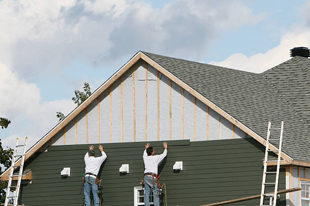 Professional Siding Repair technician working in Dundee, NY
